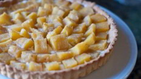 тарталетки с ананасом и сыром