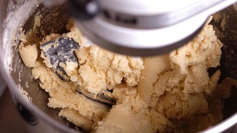 тарталетки с лимонно-лаймовым кремом и меренгой