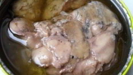 тарталетки с печенью трески и яйцом