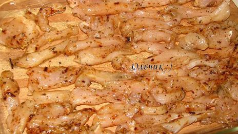 закусочные рисовые тарталетки с запеченными овощами и куриным филе под сыром