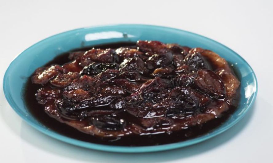 Рецепт быстрого тарта-татен со сливами