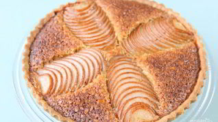 Грушевый тарт с миндалем