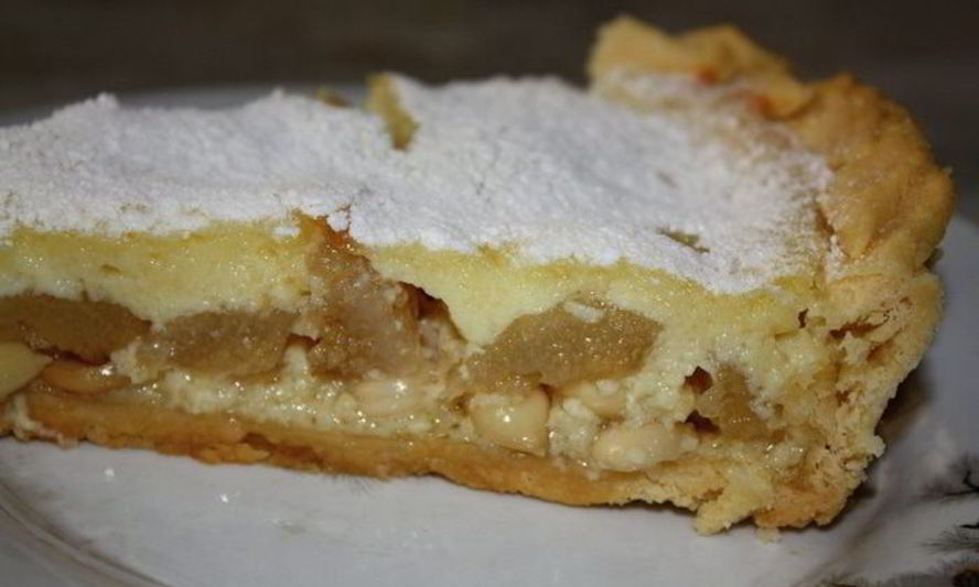 Рецепт грушевого тарта с заварным кремом и абрикосовыми косточками