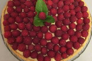 Малиновый тарт с заварным кремом