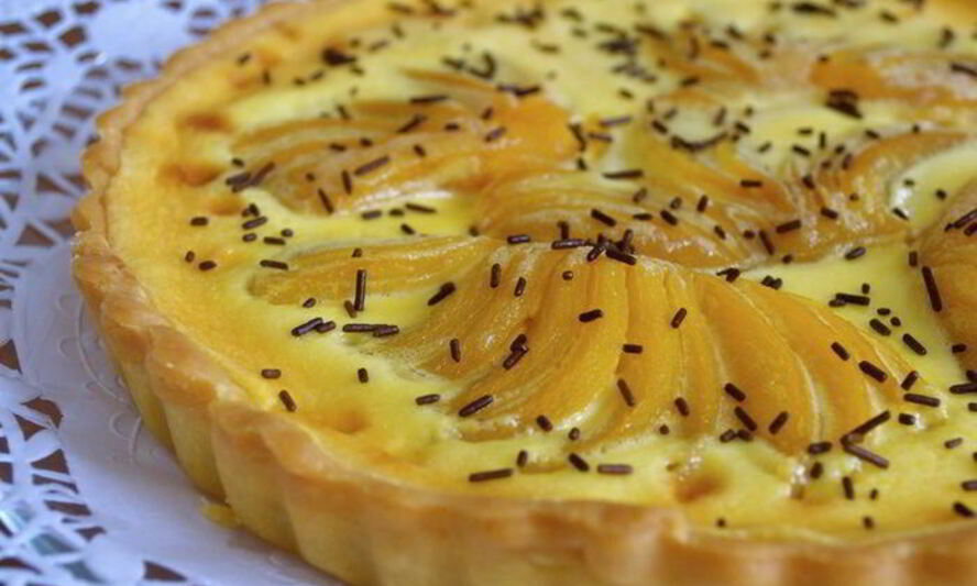 Рецепт шоколадна-сливочного тарт с фруктами