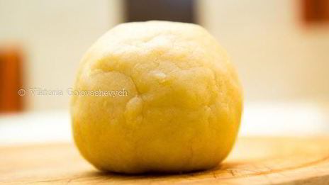 тарт с айвой и сырным муссом