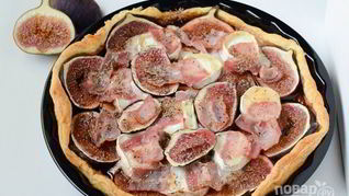 Тарт с беконом и инжиром