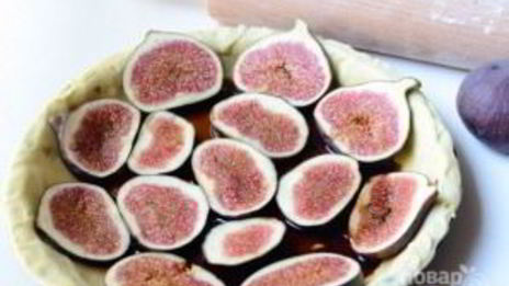 тарт с беконом и инжиром