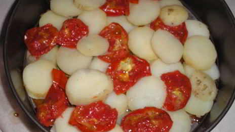 тарт с картофелем, сыром и помидорами