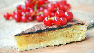 Тарт с миндальным кремом и шоколадом