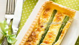 Тарт со спаржей и беконом