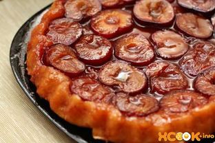 Тарт Татен со сливами