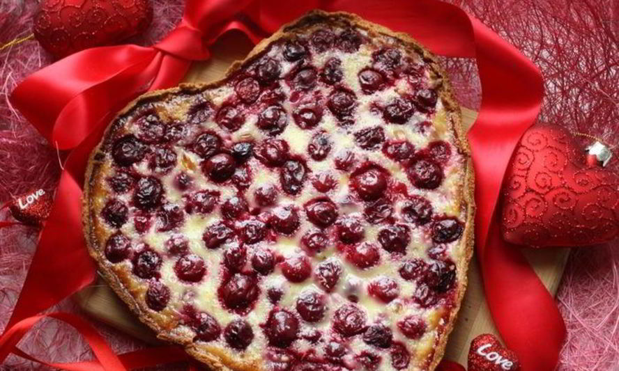 Рецепт вишневого тарта с миндалем