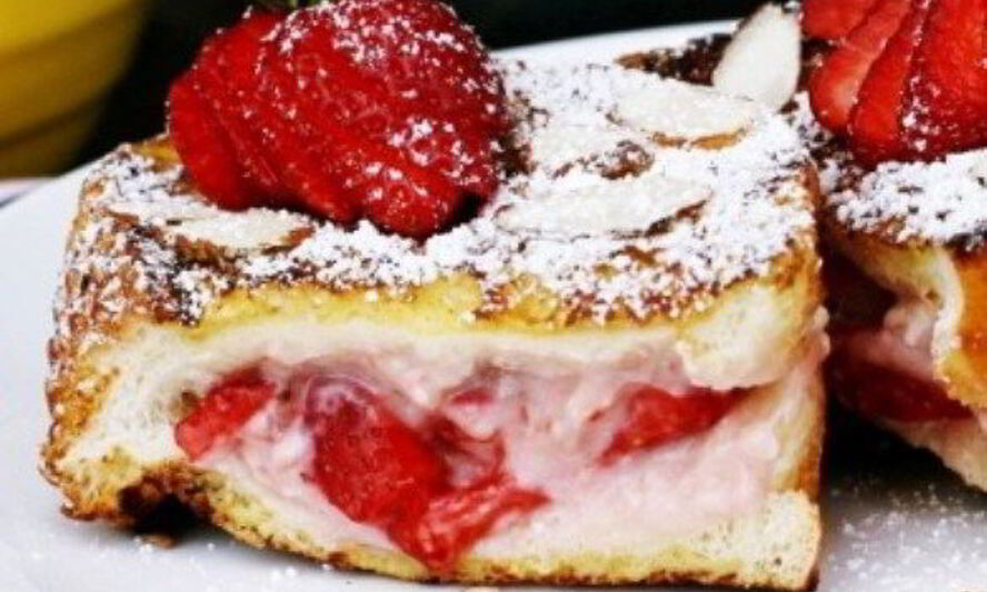 Рецепт французских тостов с начинкой из сливочного сыра и клубники
