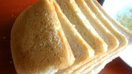 хрустящий тост с карамельным бананом