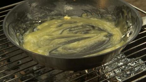 копче ные караси с томатными тостами