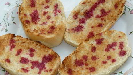 сладкие тосты с клубникой