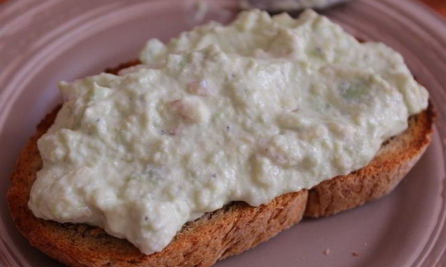 Рецепт тоста с авокадо и творожком