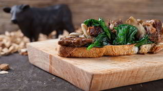 Тост с бычьими хвостами