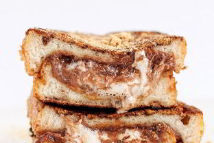 Тосты с маршмеллоу