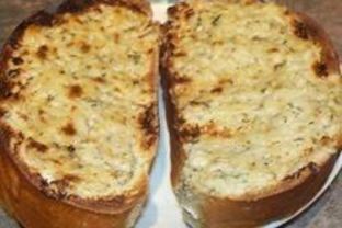 Тосты с сыром и чесноком