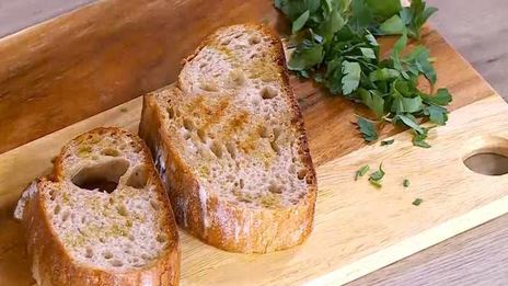 тосты с цветной капустой в сырном соусе