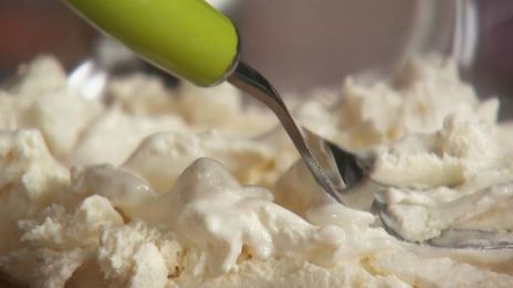 тосты с творогом и шоколадной пастой