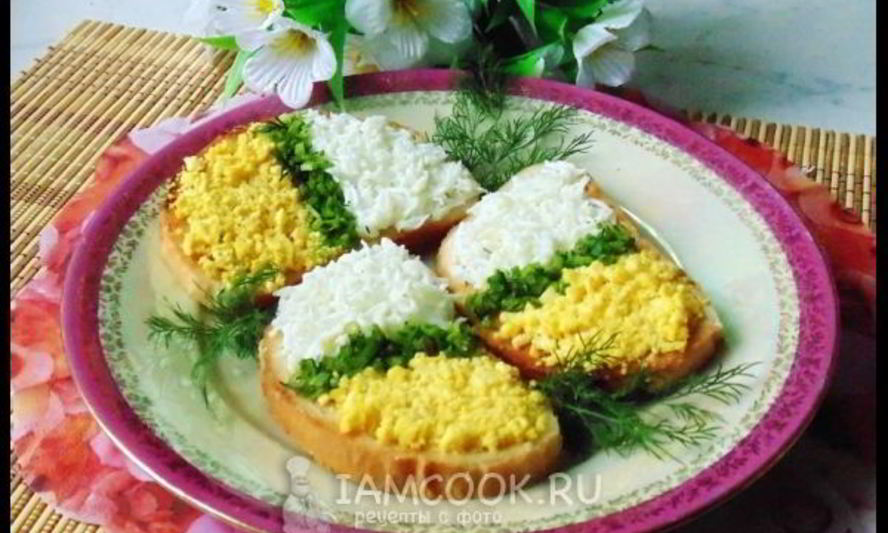 Рецепт тостов с яйцом к празднику