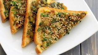 Тосты со шпинатом