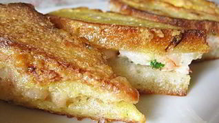 Тосты, жаренные с креветками