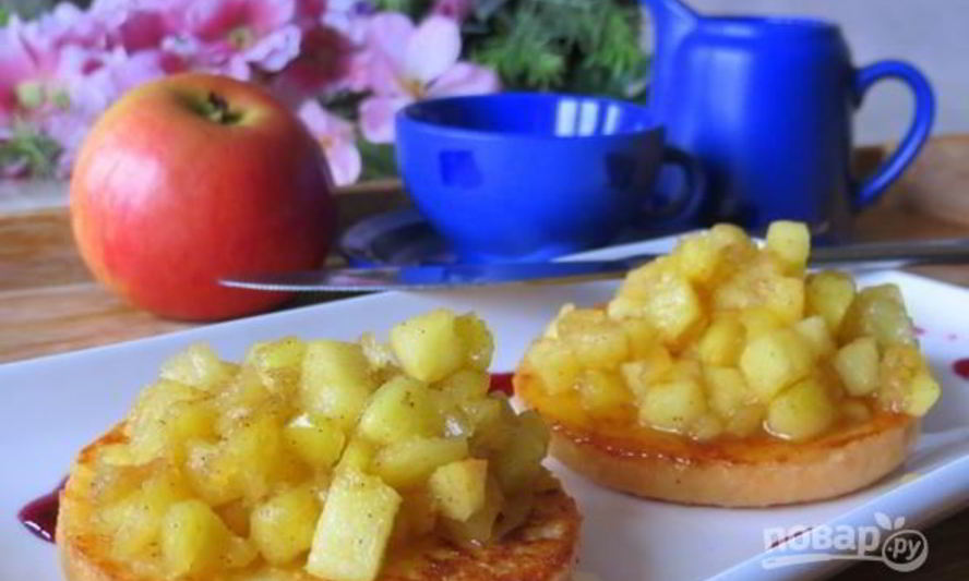 Рецепт яблочных тостов на завтрак