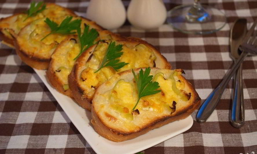 Рецепт запеченных тостов с паприкой