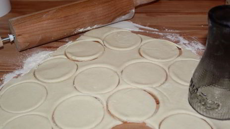 творожные цветочки с вареньем