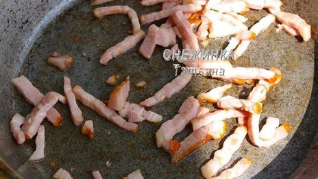 сердечная яичница из перепелиных яиц с овощами