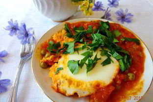 Шакшука — яичница с помидорами