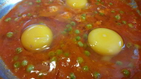 шакшука — яичница с помидорами