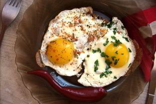 Яичница-глазунья Желтоглазая