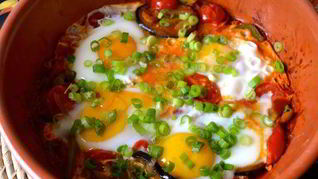 Яичница с баклажанами