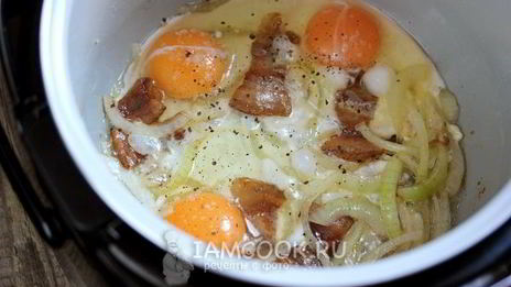 яичница в мультиварке