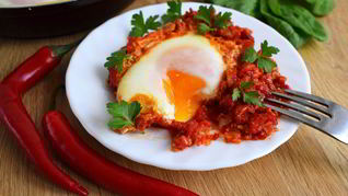 Яичница в томате по-африкански