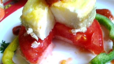 запеченная яичница на завтрак