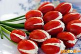 Закуска Тюльпаны из помидоров