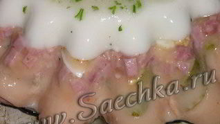 Двухцветное заливное с ветчиной