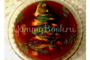 Заливное из карпа с буряком