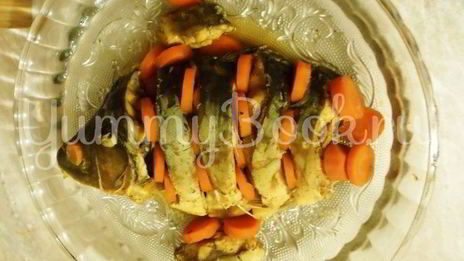 заливное из карпа с буряком