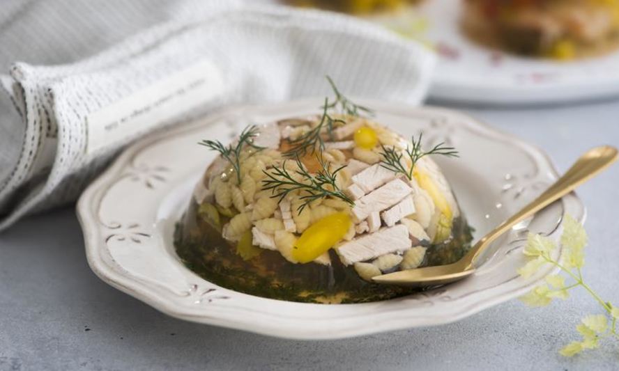 Рецепт заливного из курицы и пасты