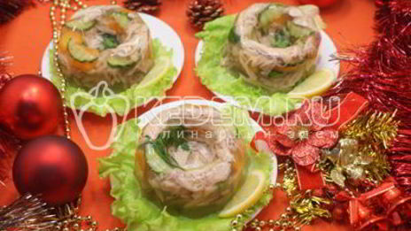 заливное из курицы новогоднее