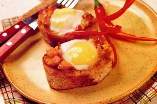 Запеченные яйца в хлебных стаканчиках