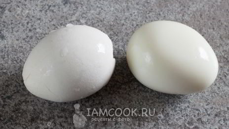 жаренные с травами вареные яйца