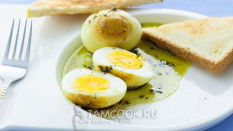 жаренные с травами вареные яйца